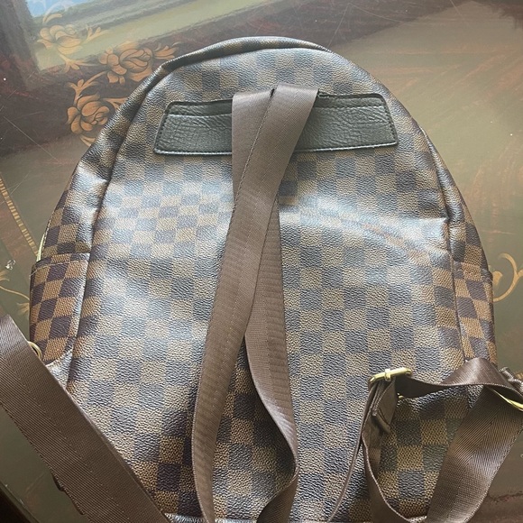 Medium backpack with pattern - Picture 1 of 2